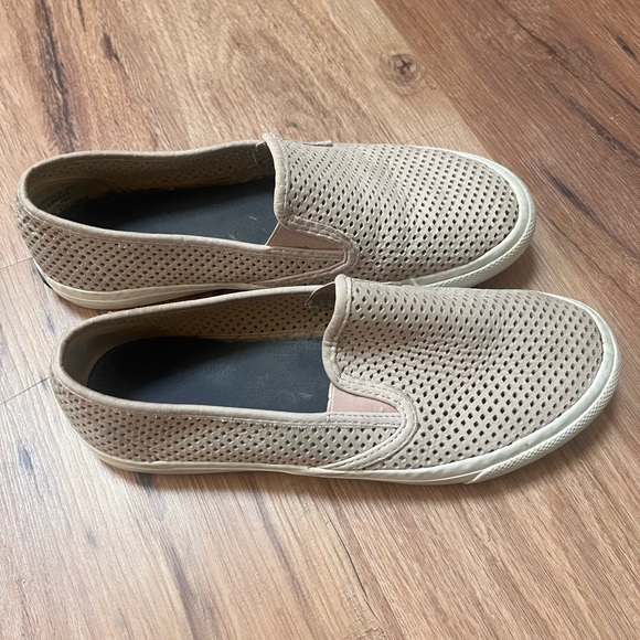 Sperry mesh leather upper slip on shoe, size 8 - Picture 2 of 5